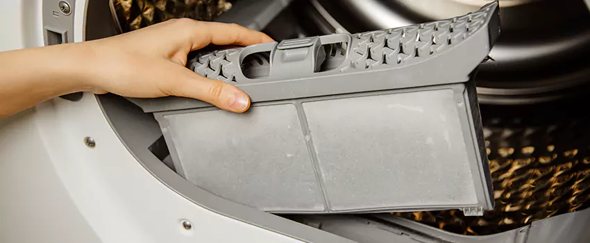 Signs Of A Clogged Dryer Lint Trap in Daphne, Alabama